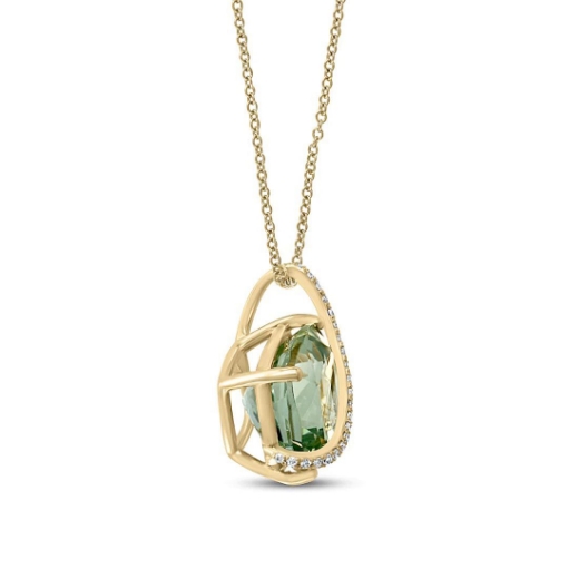 صورة Effy Locket